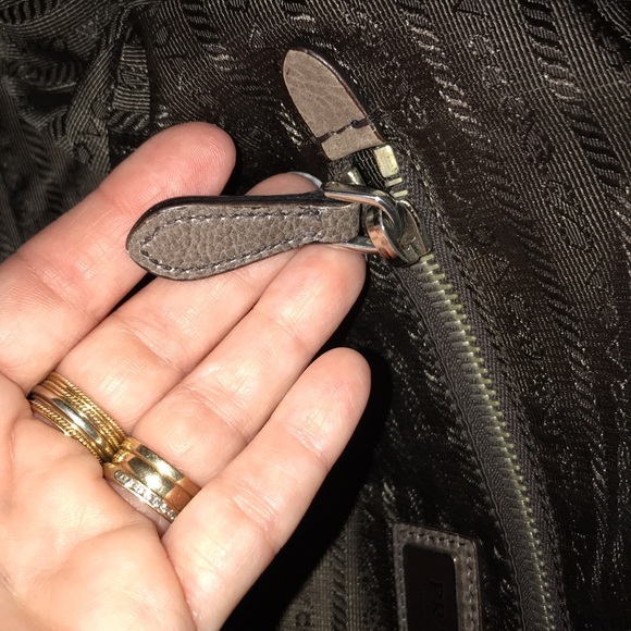 ⭐️Host Pick⭐️ PRADA - Picture 14 of 17